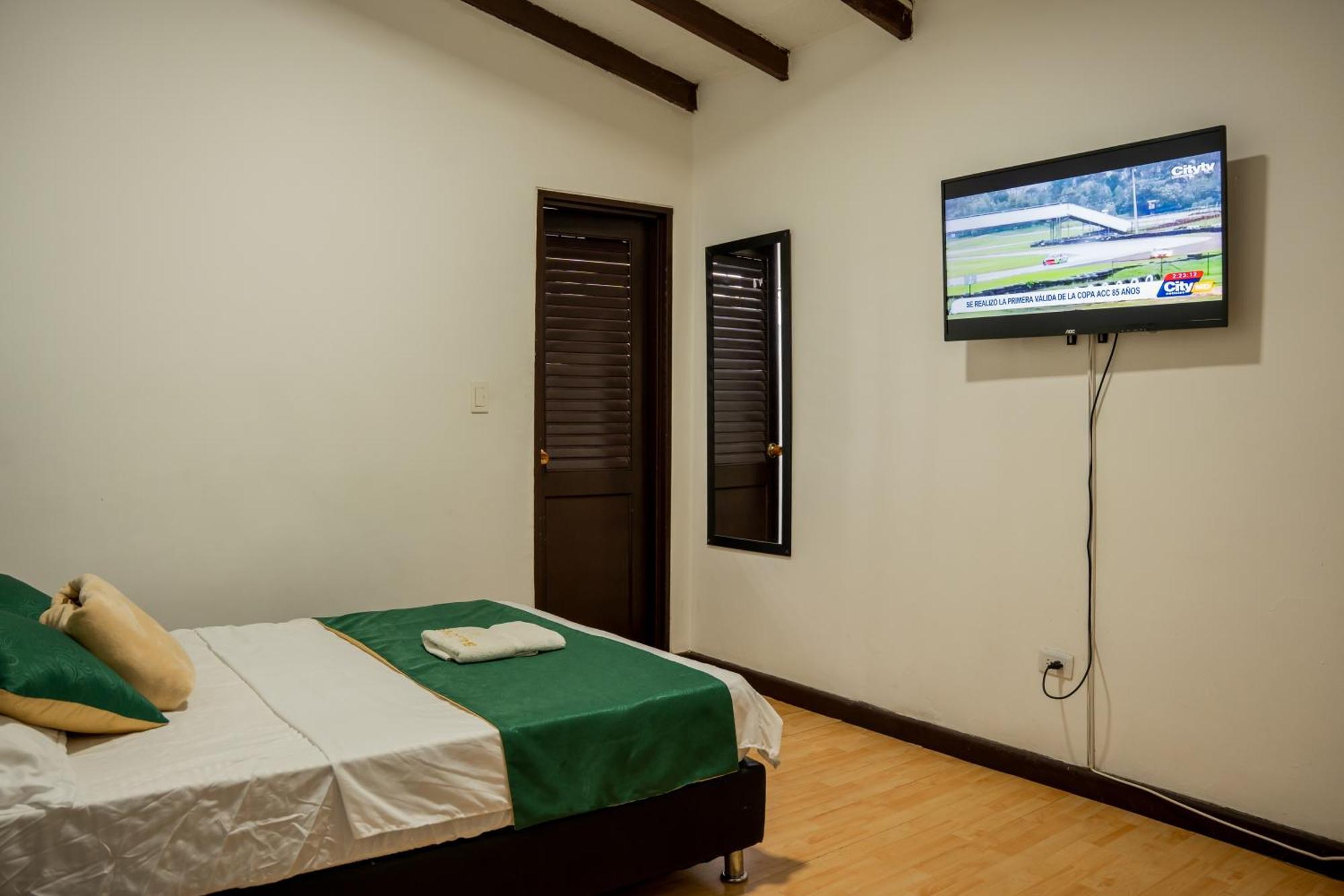 Les Balcons Hostel Popayan Exterior photo